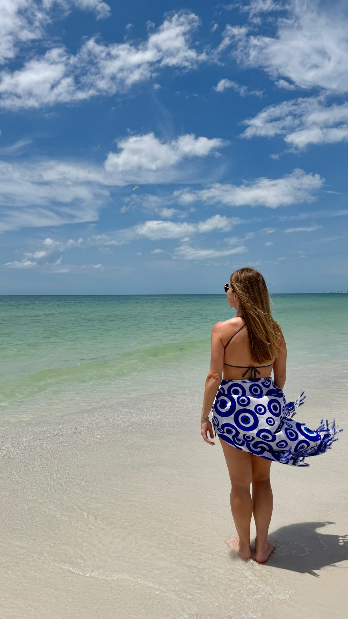 🌴 Esse é o seu convite para conhecer a Costa Oeste da Flórida, lugar das praias mais lindas dos Estados Unidos! 🇺🇸 

Banhada pelo Golfo do México, a Costa Oeste reúne praias de águas cristalinas e águas quentinhas, além de cidadezinhas de veraneio super charmosas. 

🏖️ Algumas praias imperdíveis:

- Naples Beach
- Sanibel Island
- Lido Beach
- Caladesi Island
- Anna Maria Island

👇🏼Marca aqui quem vai nessa com você! 🌊

#florida #viajarverde